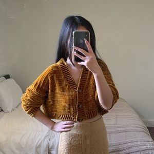 Forever21 mustard knit cropped cardigan